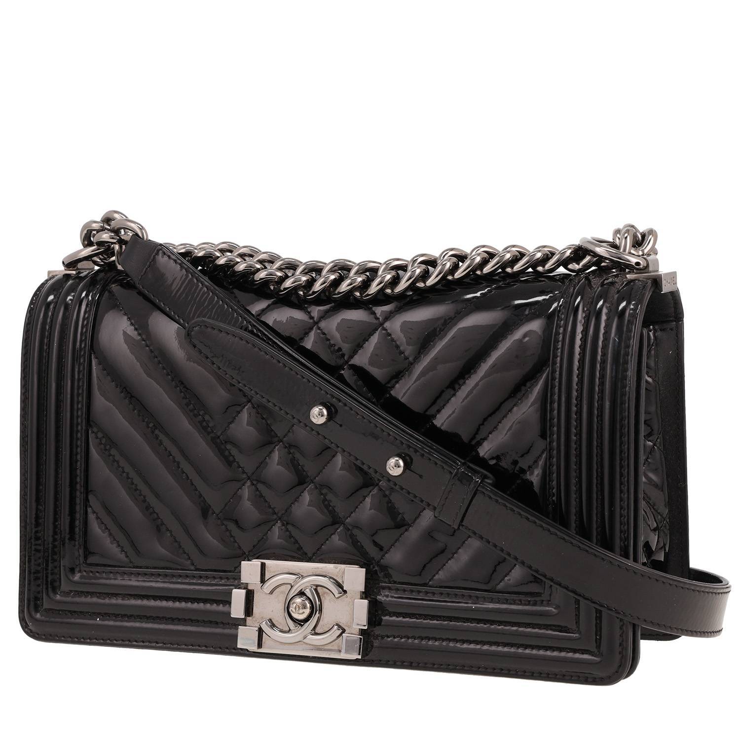 Chanel Boy shoulder bag in black patent leather