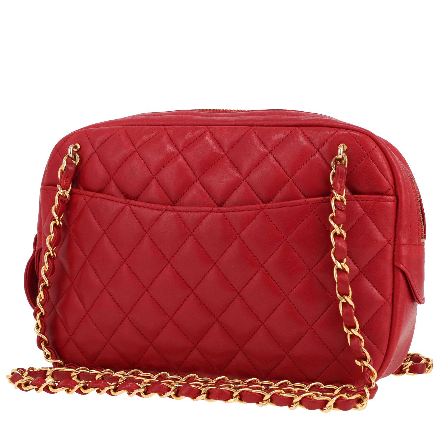 Chanel Camera handbag in red quilted leather