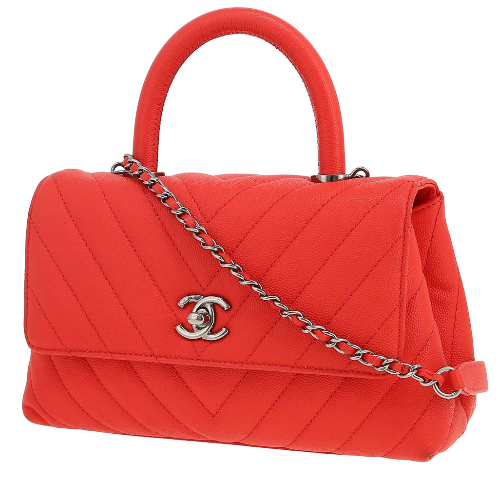 Chanel Coco Handle shoulder bag in red chevron quilted leather