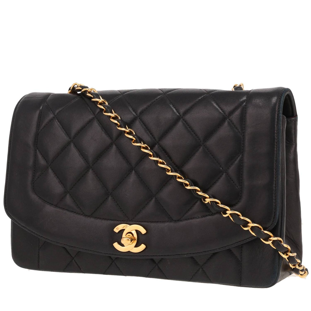 Chanel Diana shoulder bag in black quilted leather