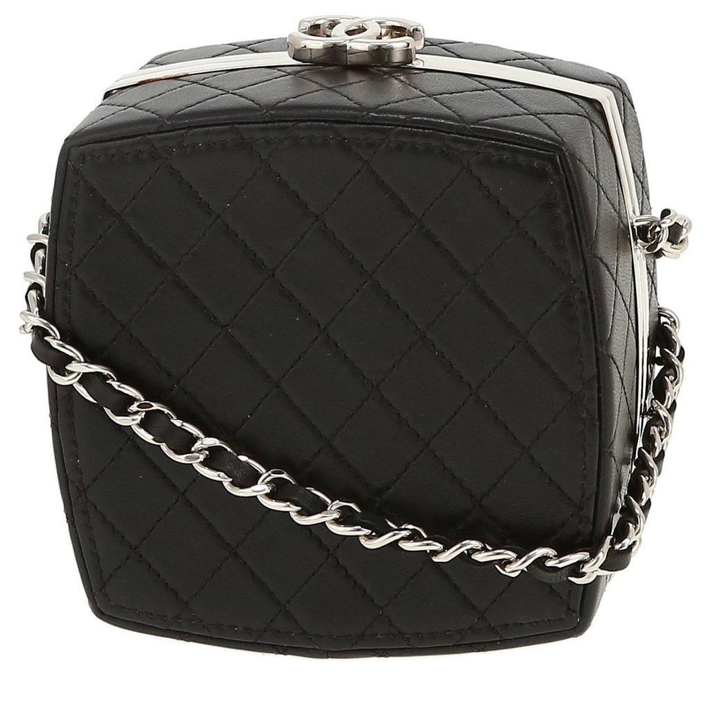 Chanel Editions Limitées clutch in black quilted leather