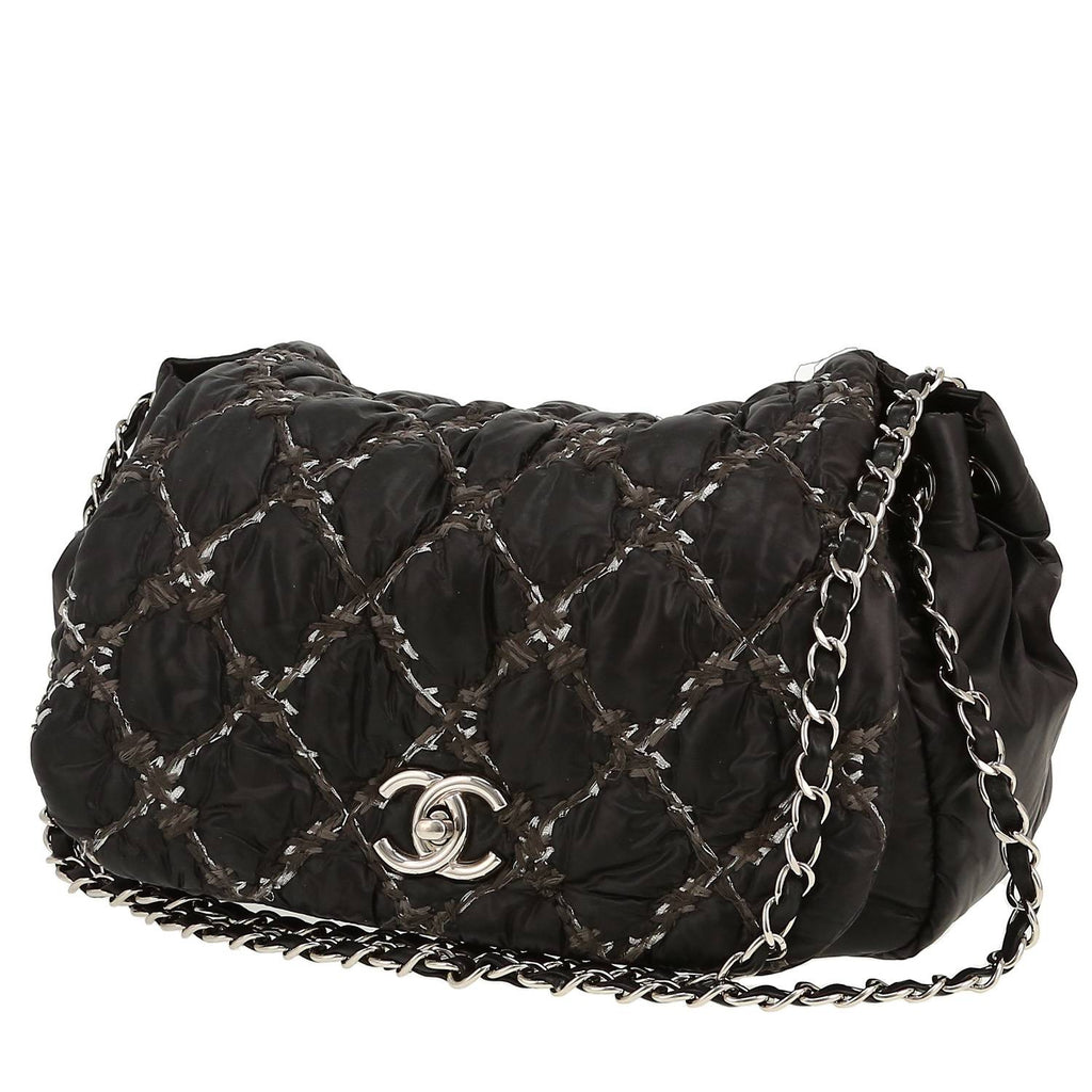 Chanel handbag in black quilted canvas