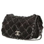 Chanel handbag in black quilted canvas