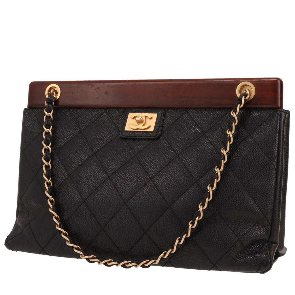 Chanel handbag in black quilted grained leather