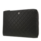 Chanel Pochette pouch in black quilted grained leather