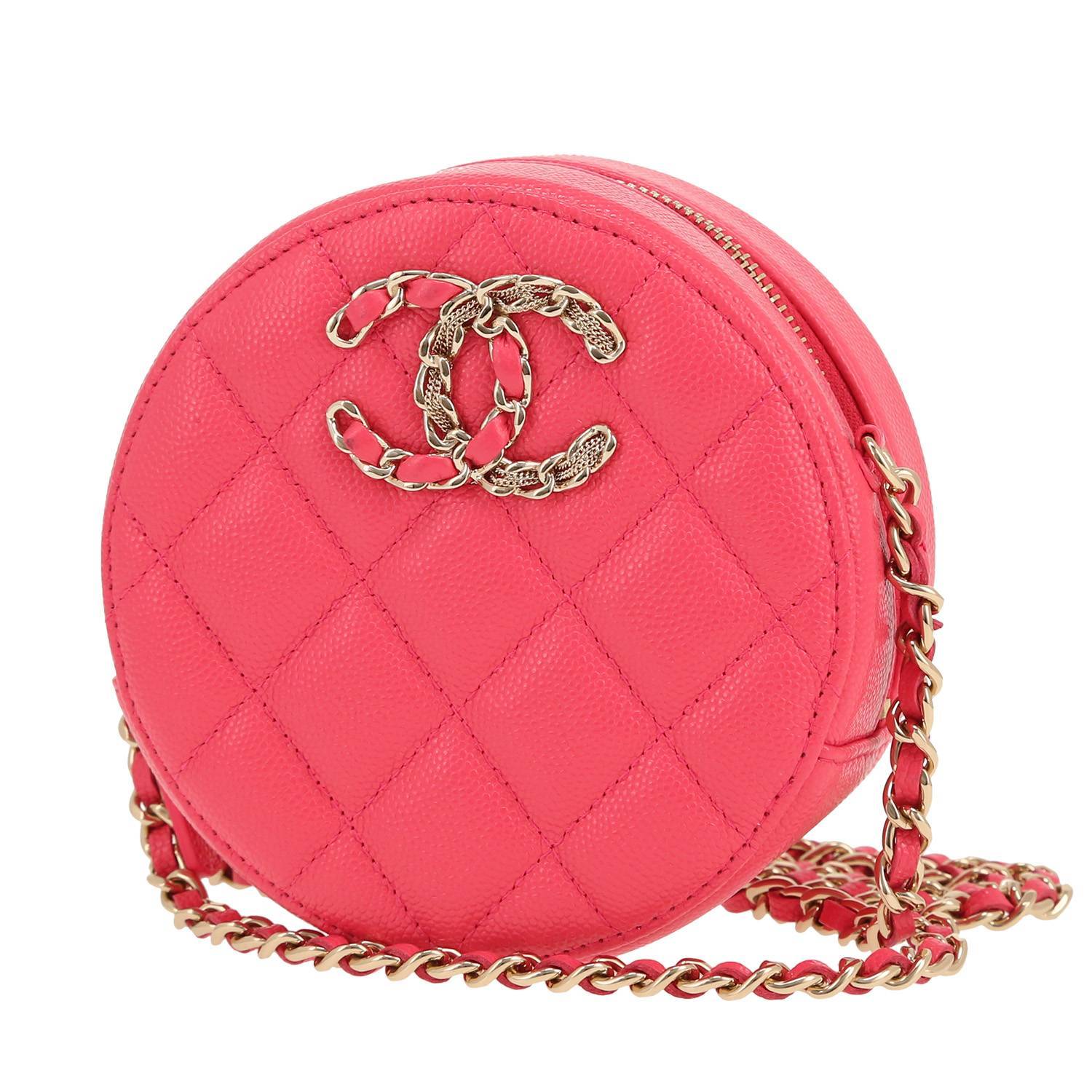 Chanel Round on Earth shoulder bag in pink quilted grained leather
