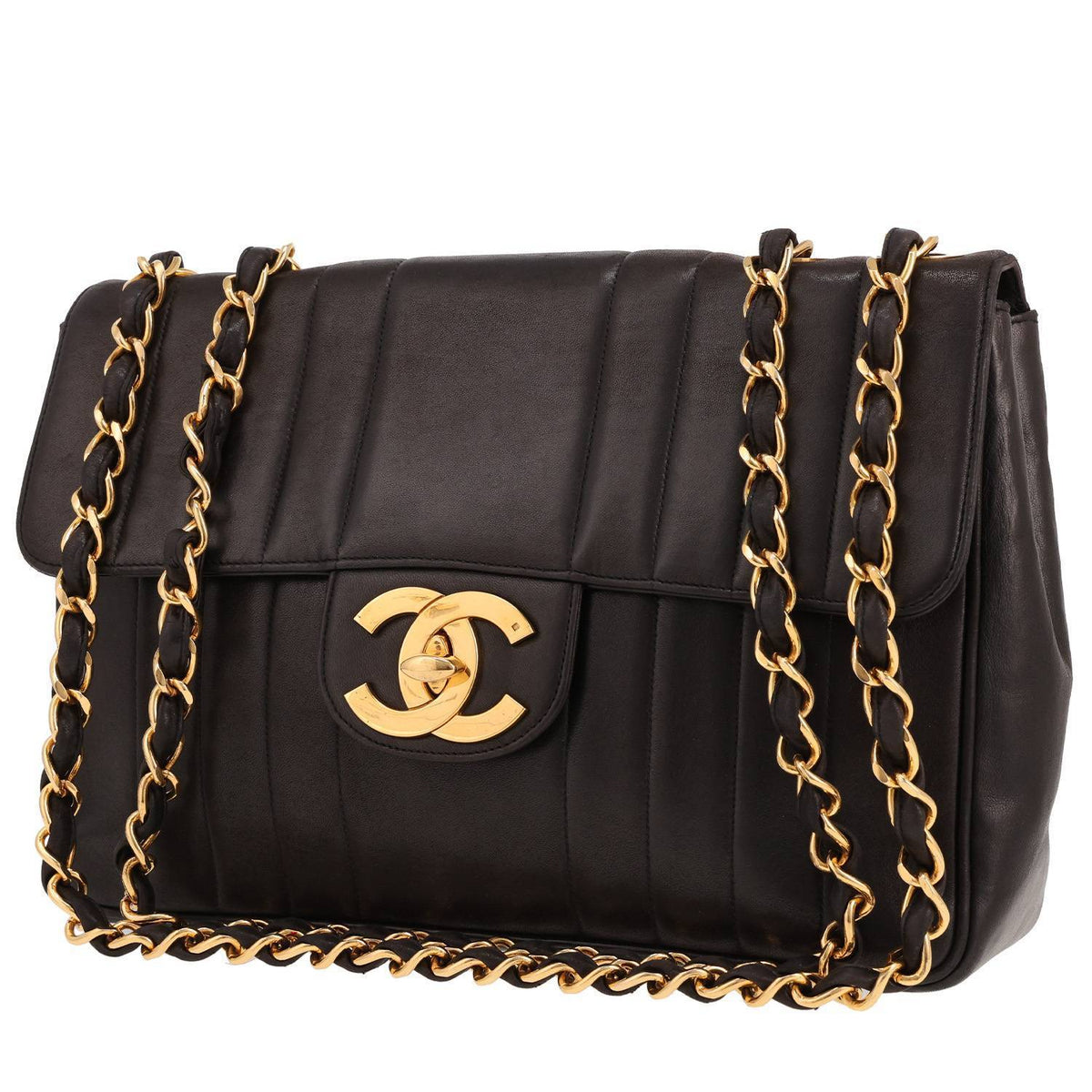 Chanel Timeless Jumbo handbag in black quilted leather