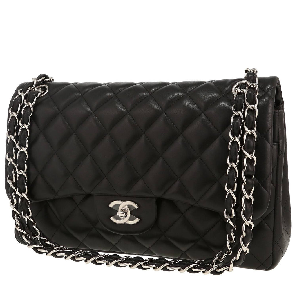 Chanel Timeless Jumbo handbag in black quilted leather