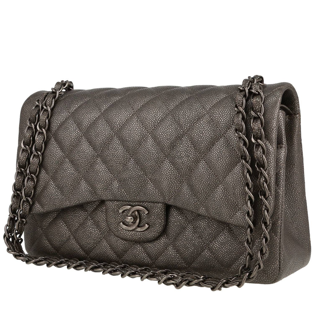 Chanel Timeless Jumbo handbag in grey quilted grained leather