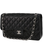 Chanel Timeless Jumbo shoulder bag in black quilted grained leather
