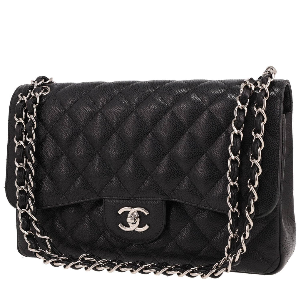 Chanel Timeless Jumbo shoulder bag in black quilted grained leather