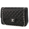 Chanel Timeless Jumbo shoulder bag in black quilted grained leather