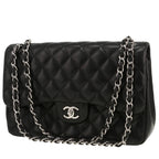 Chanel Timeless Jumbo shoulder bag in black quilted leather
