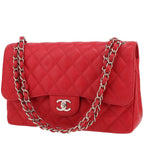 Chanel Timeless Jumbo shoulder bag in red quilted grained leather