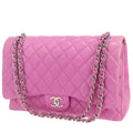Chanel Timeless Maxi Jumbo shoulder bag in pink quilted leather