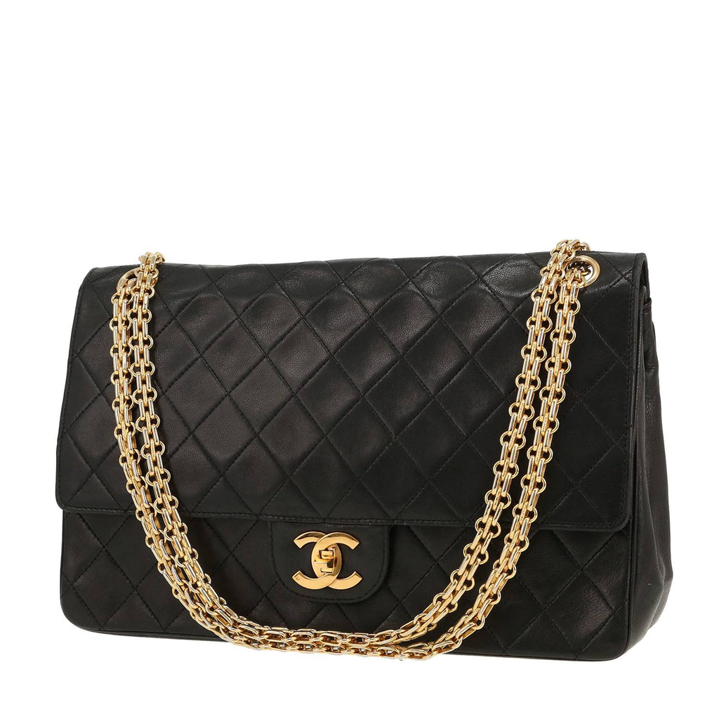 Chanel Timeless Vintage handbag in black quilted leather
