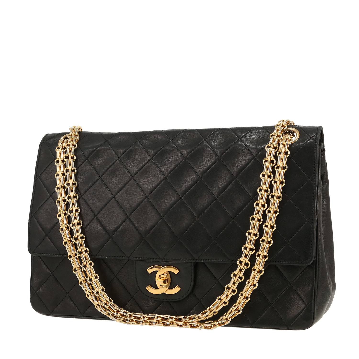 Chanel Timeless Vintage handbag in black quilted leather