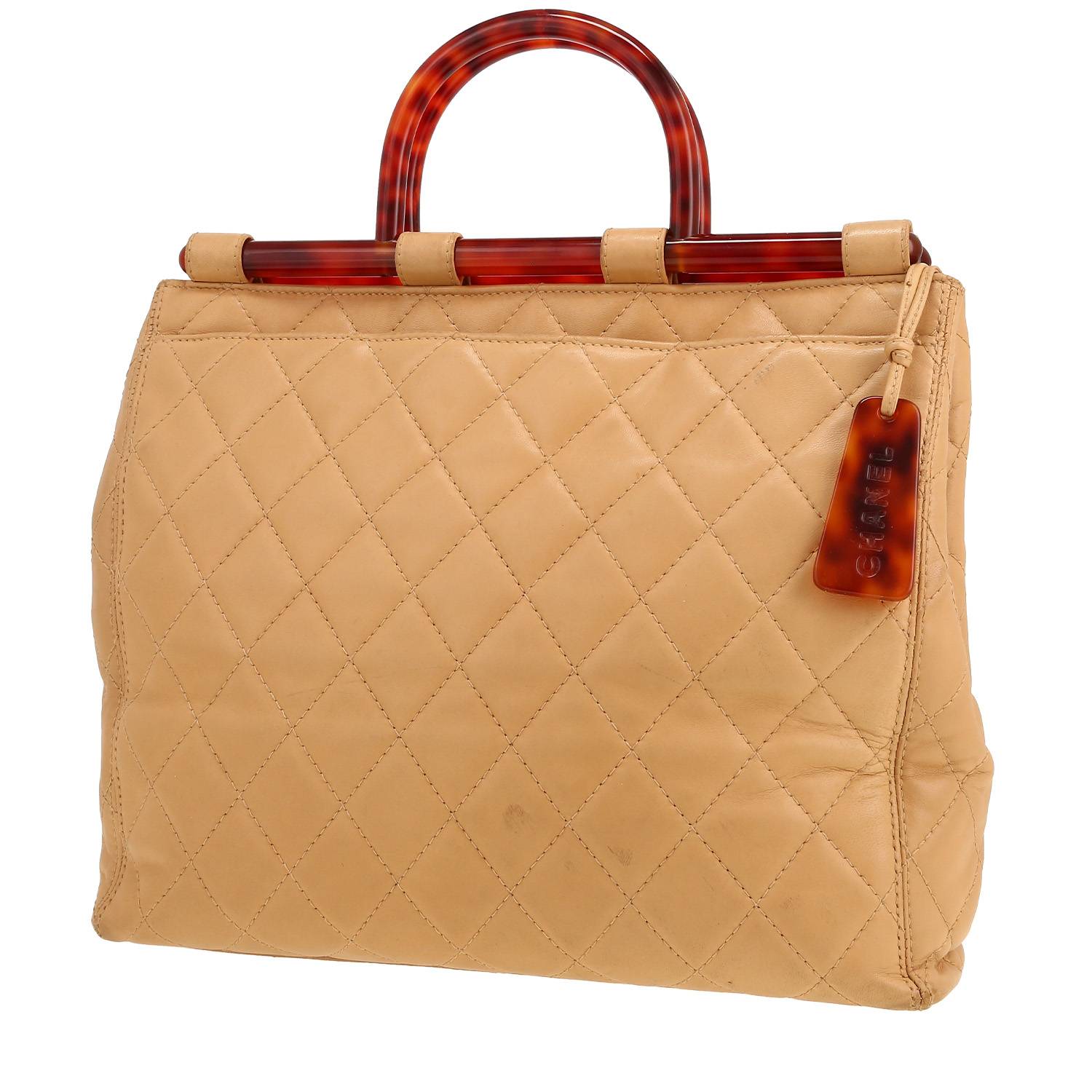 Chanel Vintage shopping bag in beige quilted leather