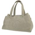 Vintage Chanel handbag in sea-green leather