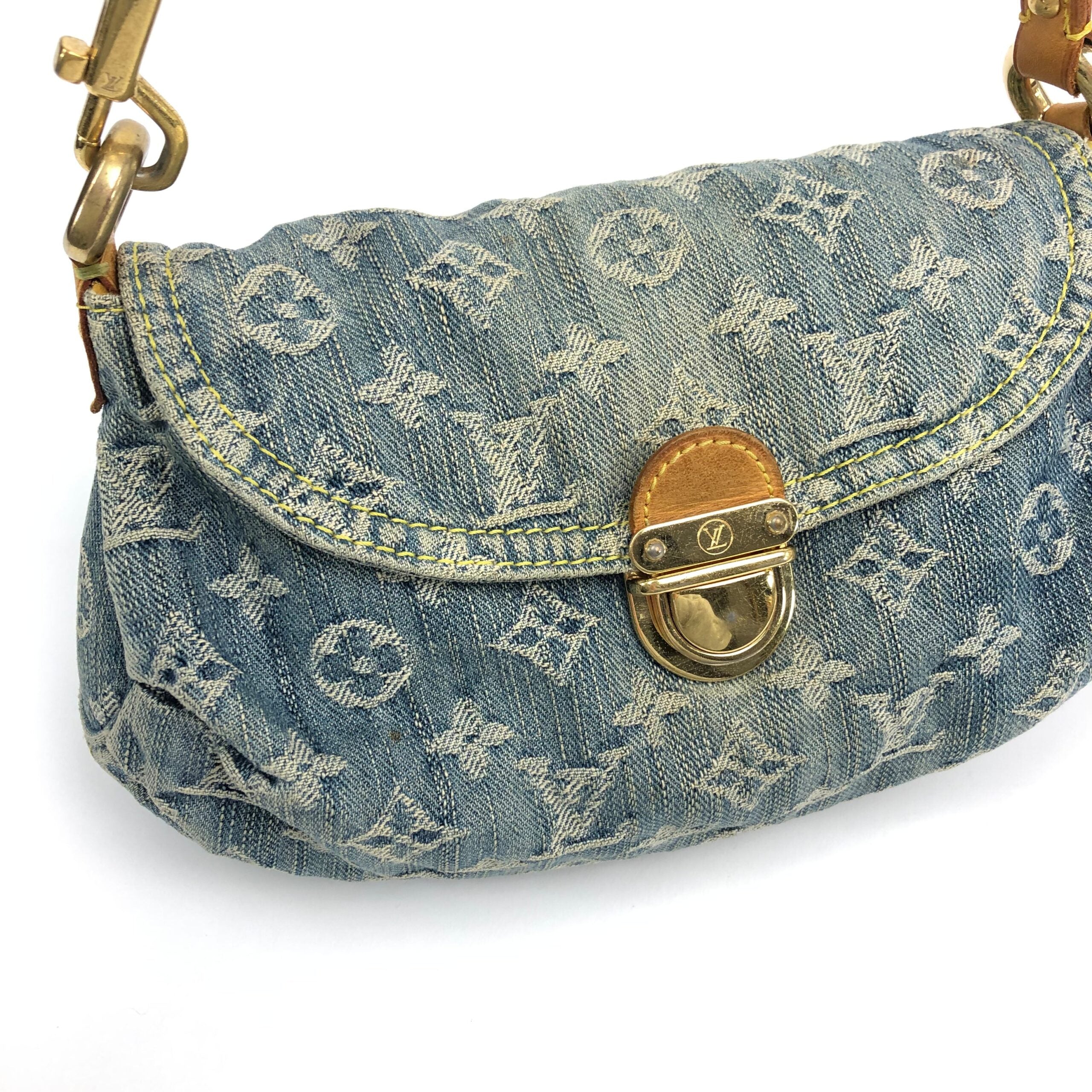 LOUIS VUITTON DENIM PLEATY SHOULDER BAG