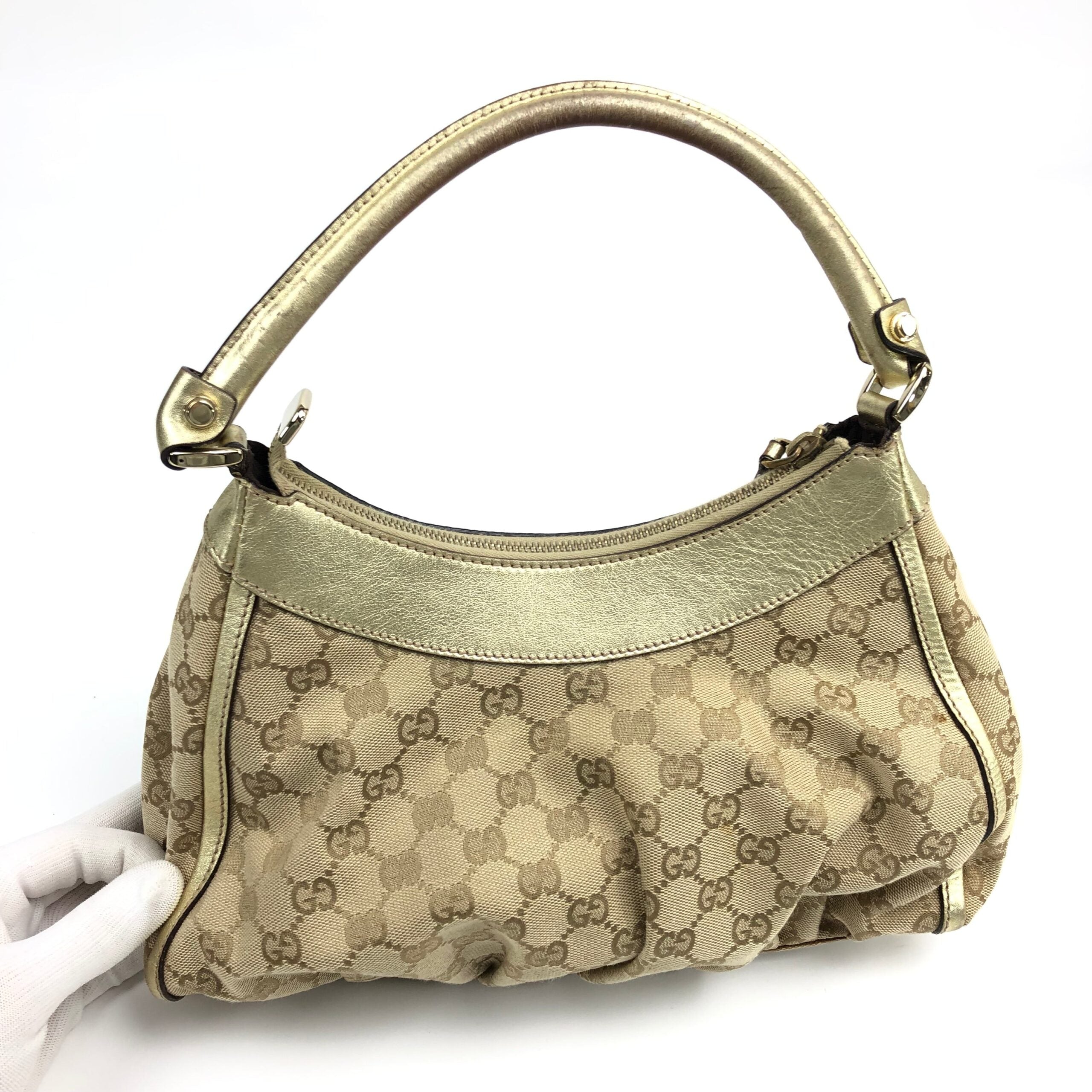 GUCCI ABBEY MONOGRAM SHOULDER BAG