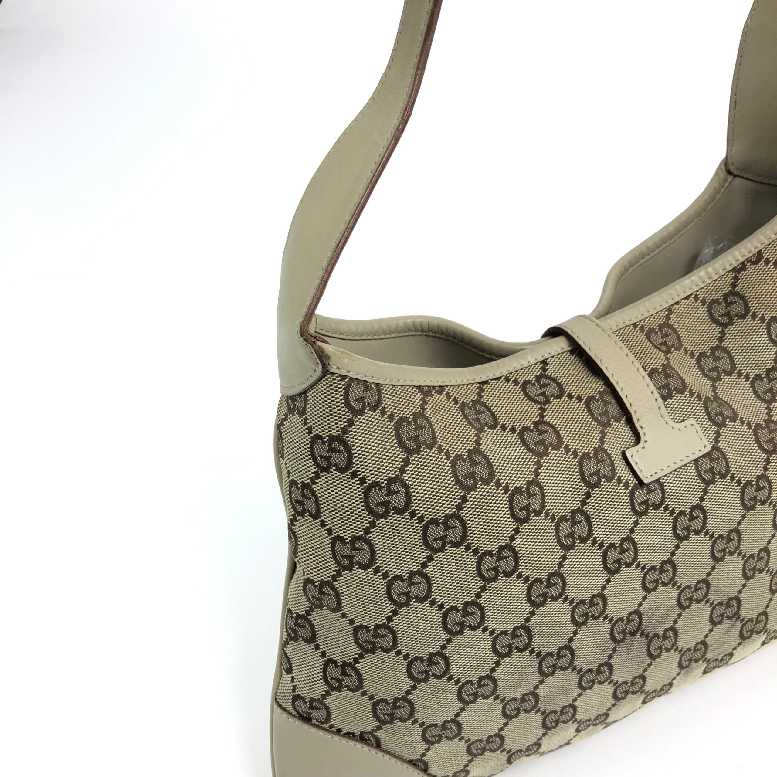 GUCCI MONOGRAM JACKIE SHOULDER BAG