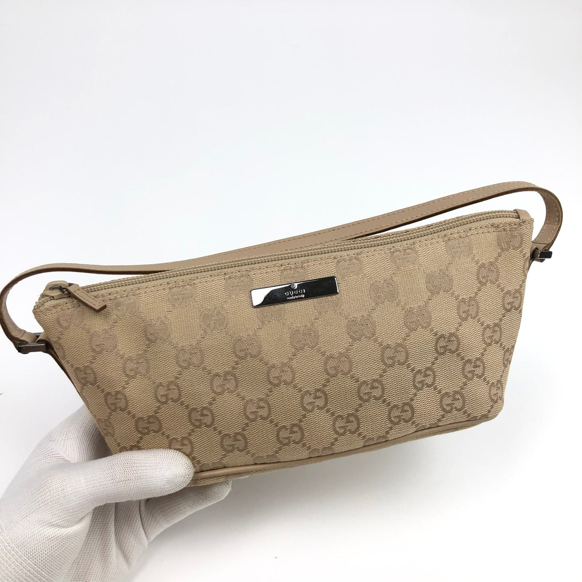 GUCCI MONOGRAM SHOULDER BAG
