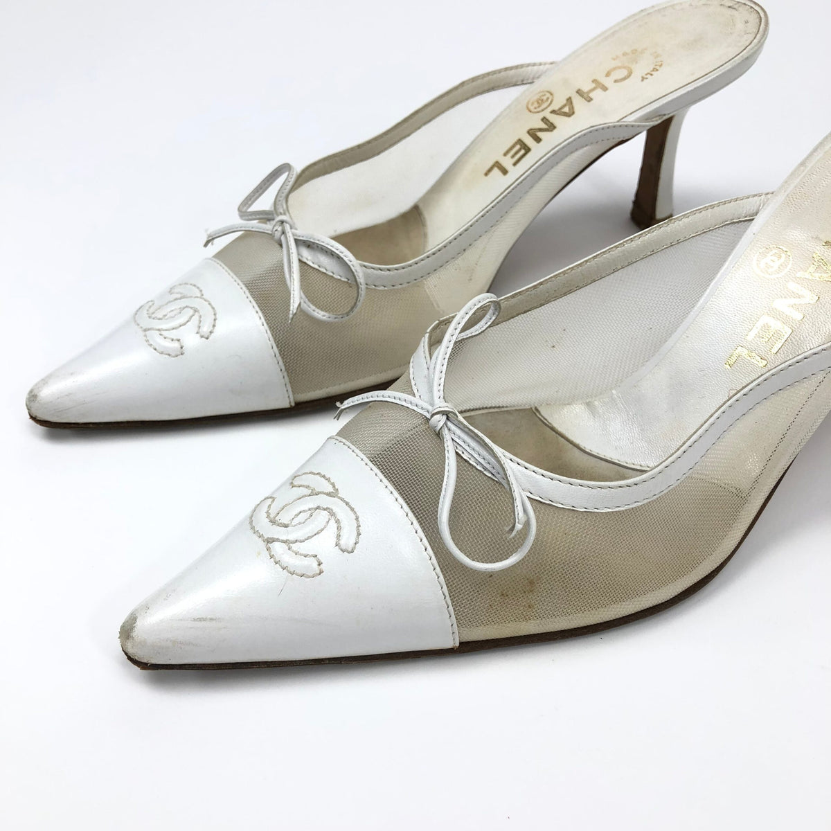 CHANEL LOGO KITTEN HEELS