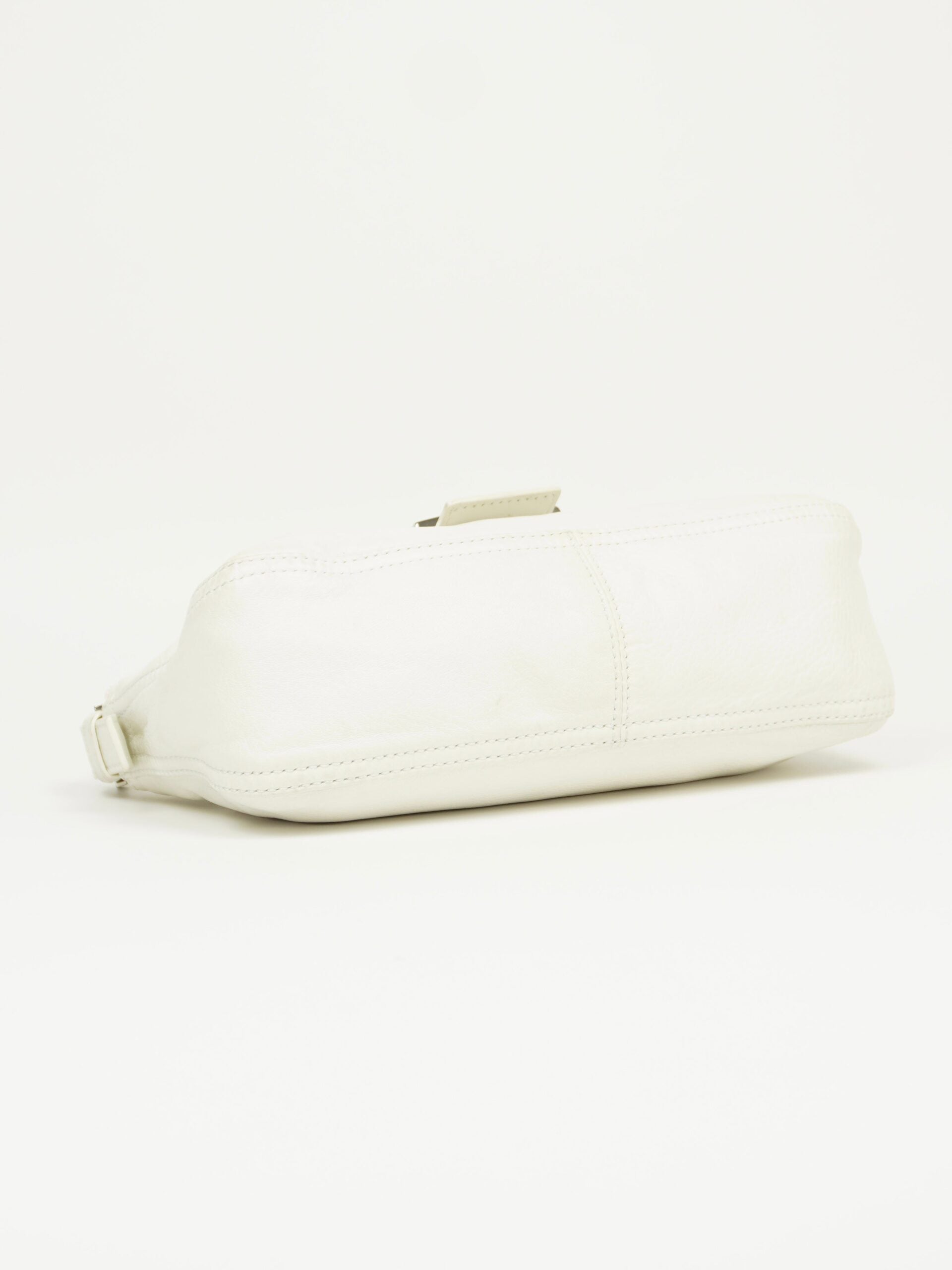 FENDI LEATHER BAGUETTE