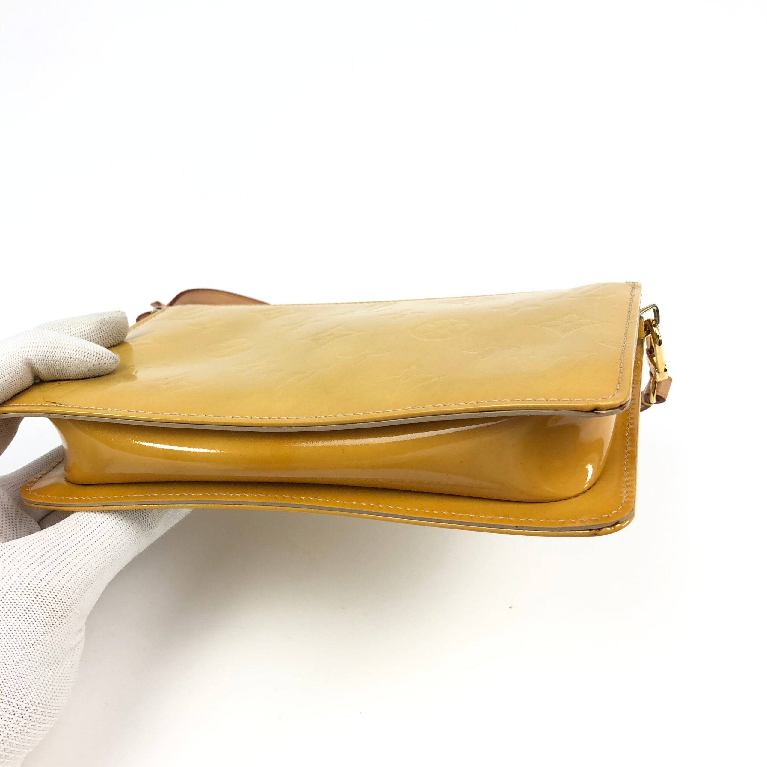 LOUIS VUITTON VERNIS SHOULDER BAG