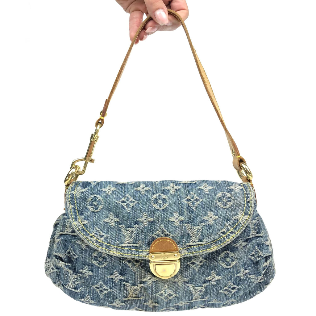 LOUIS VUITTON DENIM PLEATY SHOULDER BAG