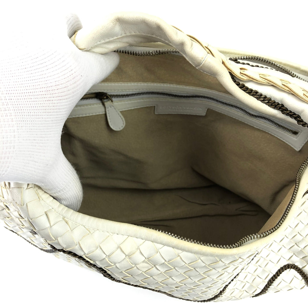 BOTTEGA VENETA INTRECCIATO HOBO BAG WITH CHAIN DETAILING