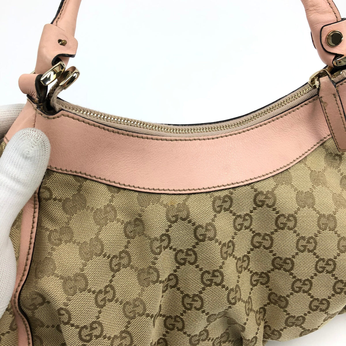 GUCCI ABBEY MONOGRAM SHOULDER BAG