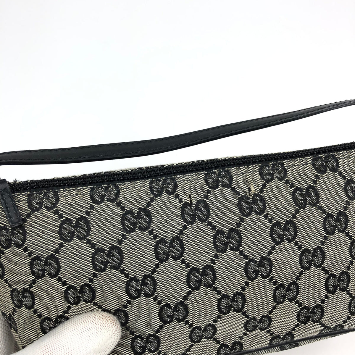 GUCCI MONOGRAM SHOULDER BAG