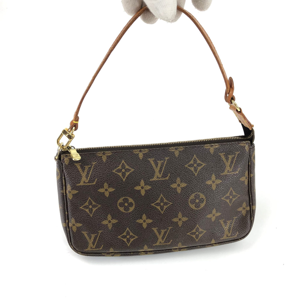 LOUIS VUITTON POCHETTE BAG