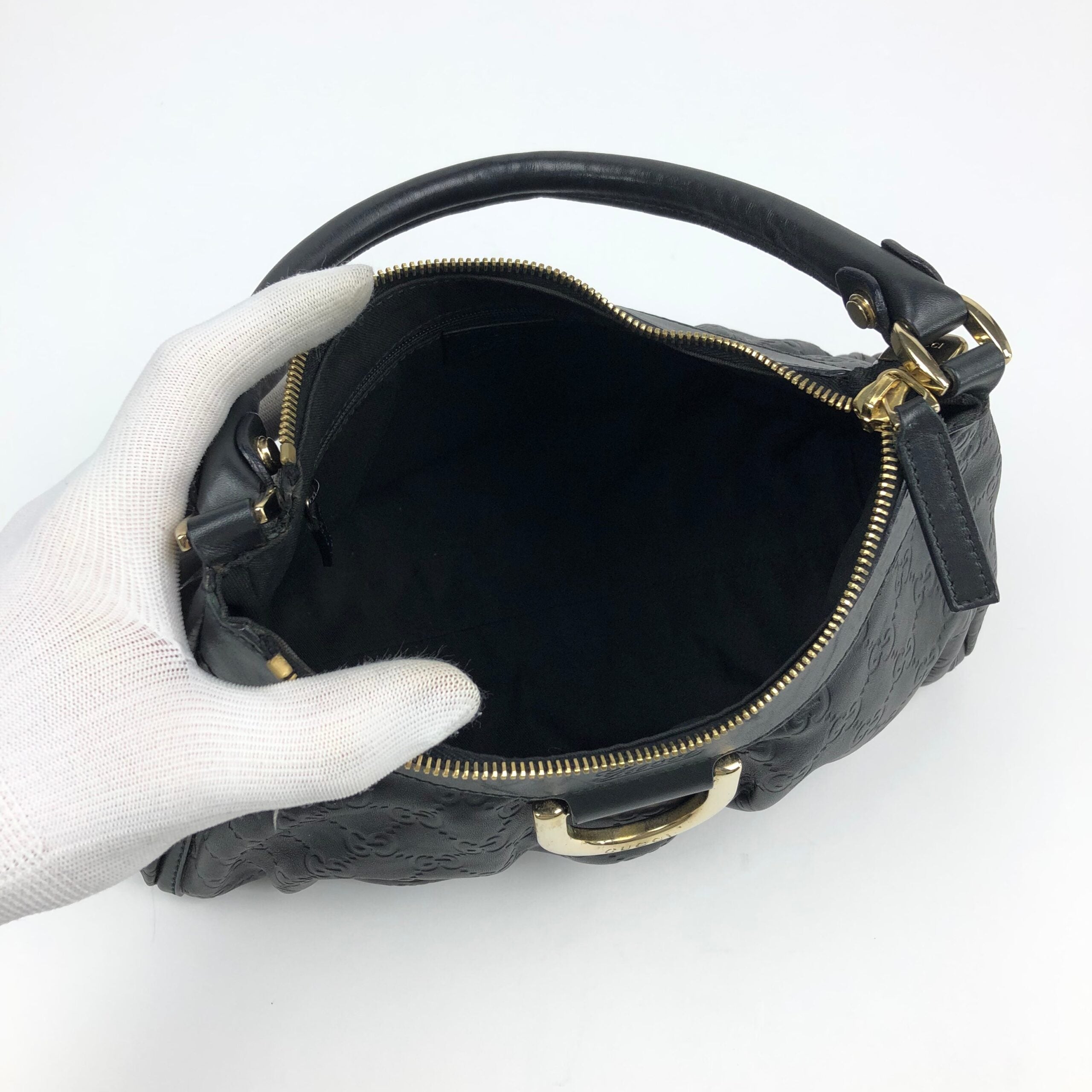 GUCCI MONOGRAM ABBEY LEATHER SHOULDER BAG