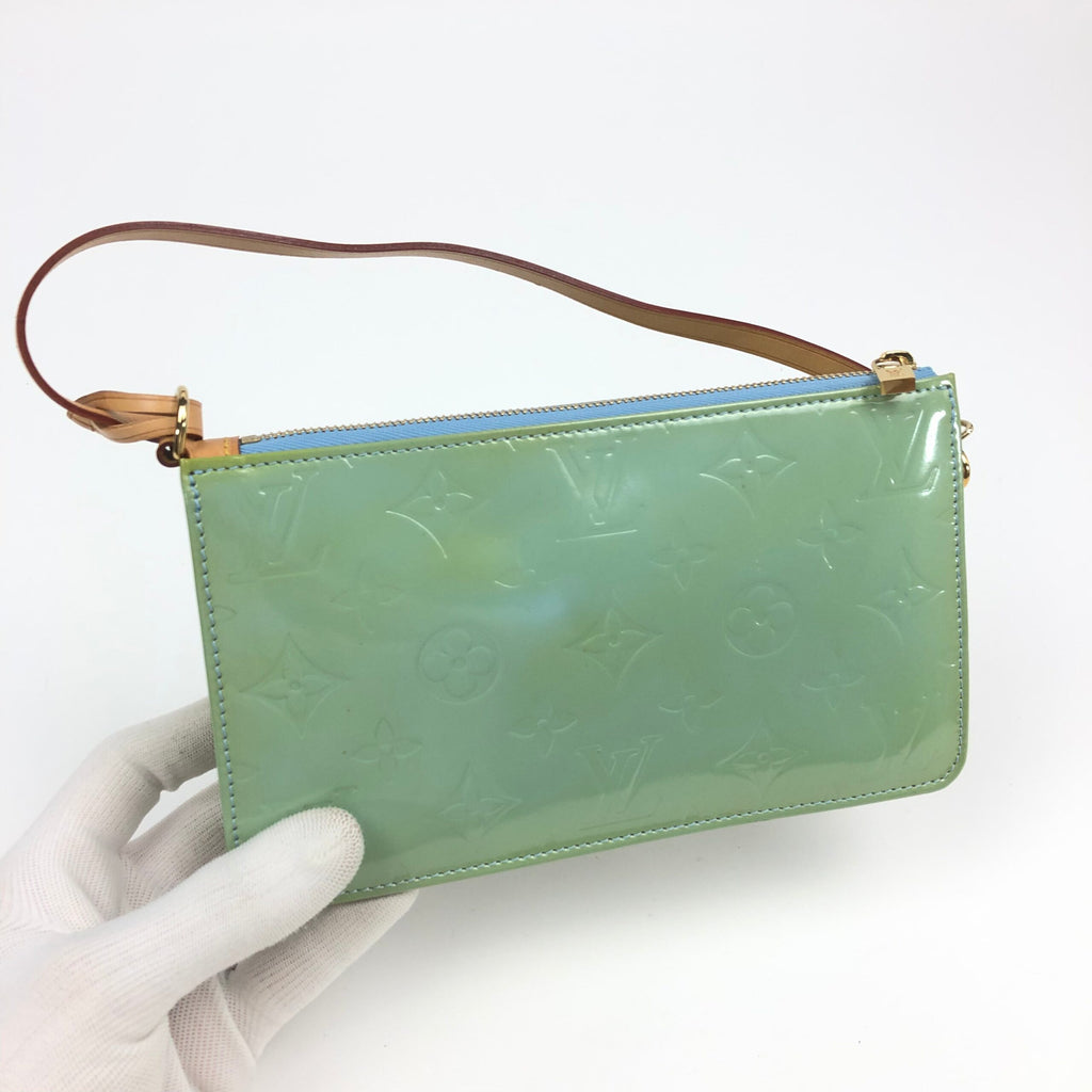LOUIS VUITTON VERNIS SHOULDER BAG