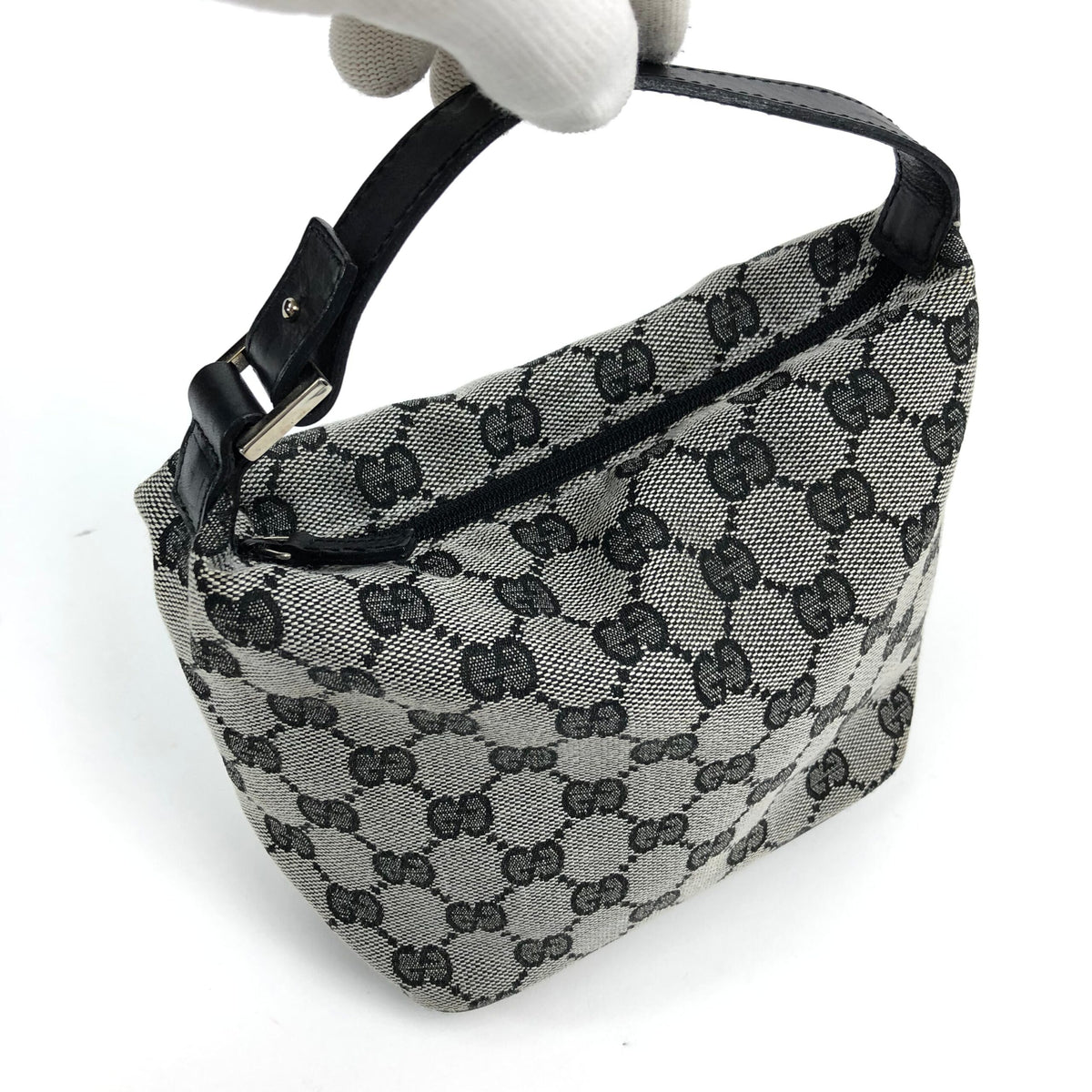 GUCCI MONOGRAM CLUTCH BAG