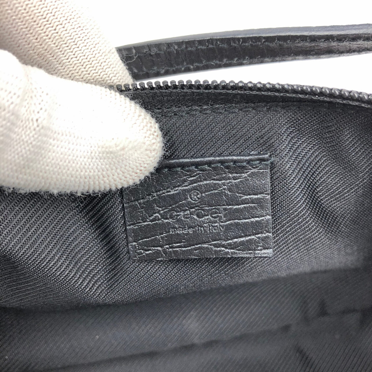 GUCCI MONOGRAM SHOULDER BAG