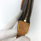 LOUIS VUITTON POCHETTE BAG