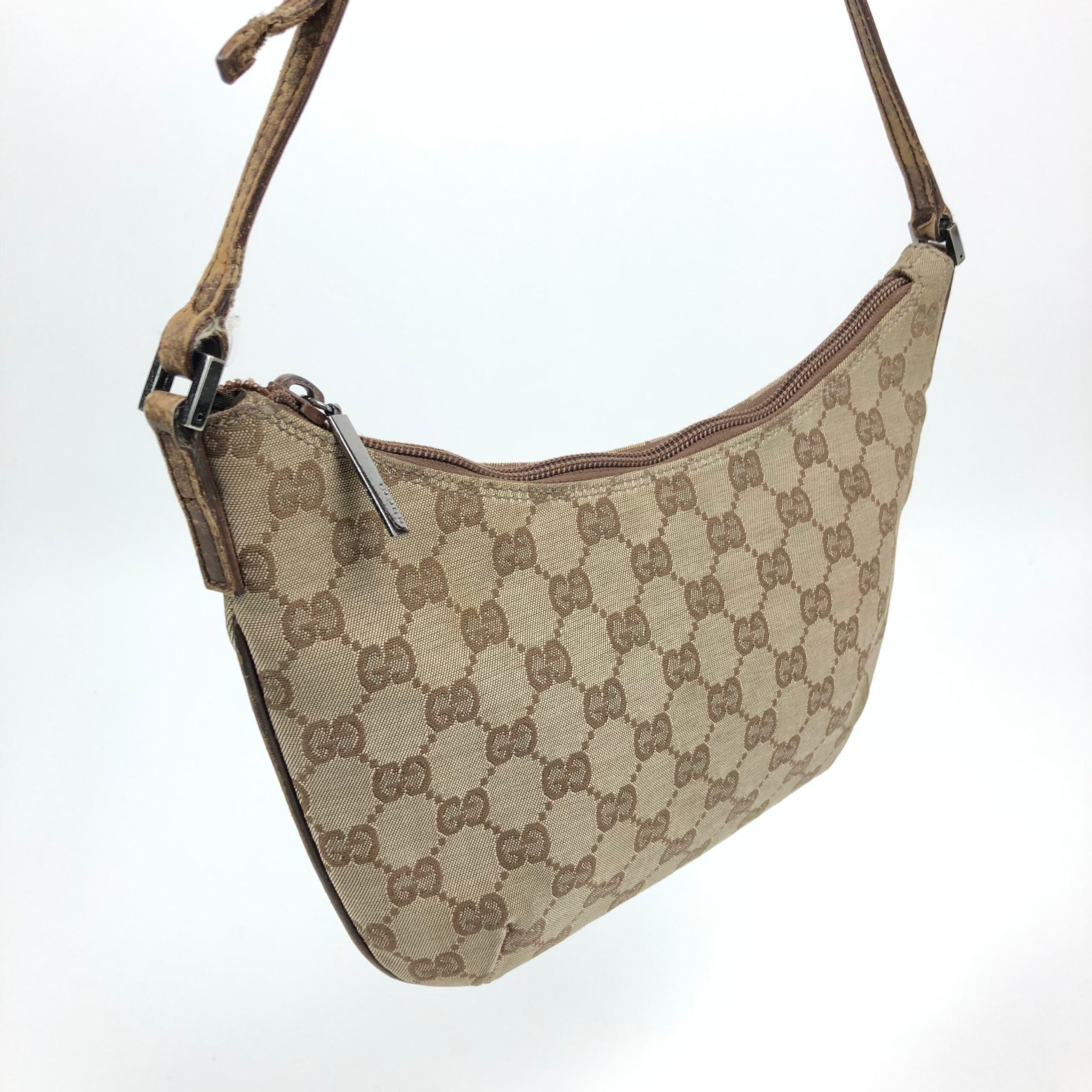 GUCCI MONOGRAM SHOULDER BAG
