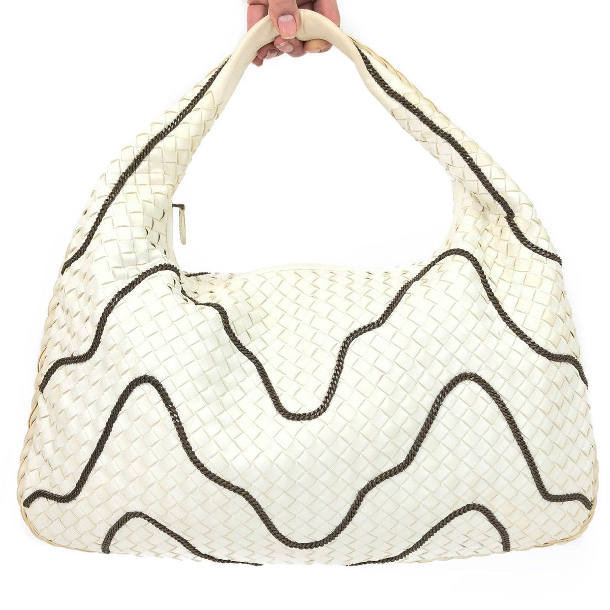 BOTTEGA VENETA INTRECCIATO HOBO BAG WITH CHAIN DETAILING