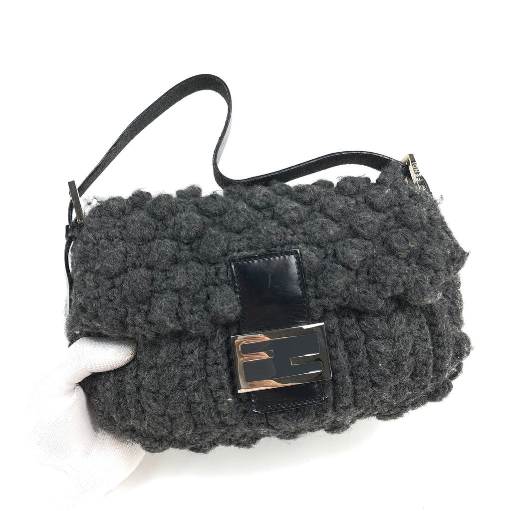 FENDI CASHMERE WOOL BAGUETTE SHOULDER BAG