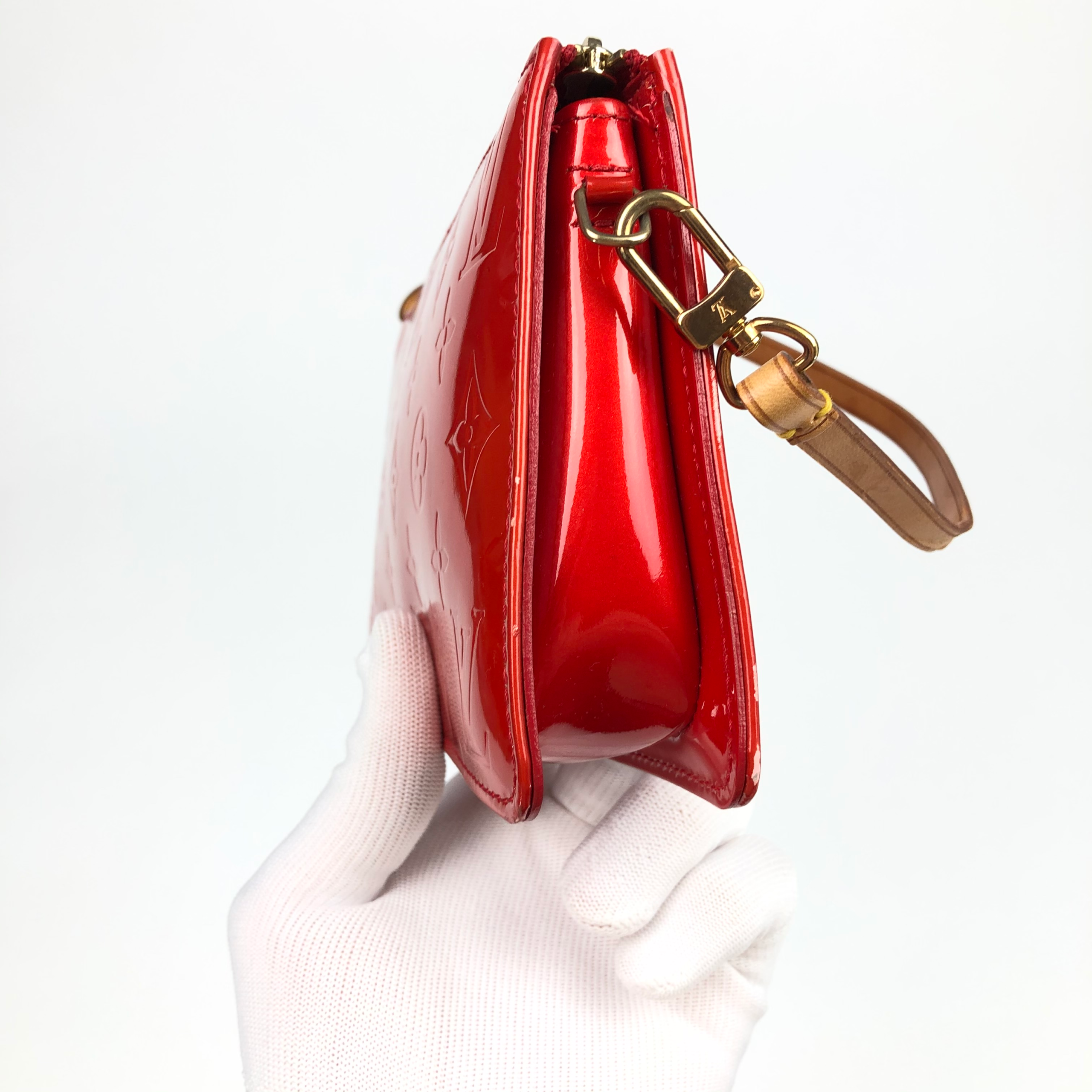 LOUIS VUITTON LEXINGTON POCHETTE SHOULDER BAG