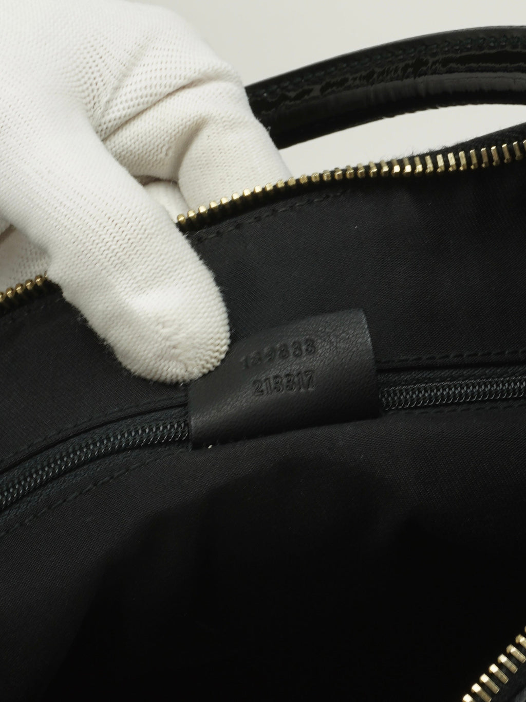 GUCCI PATENT LEATHER ABBEY BAG