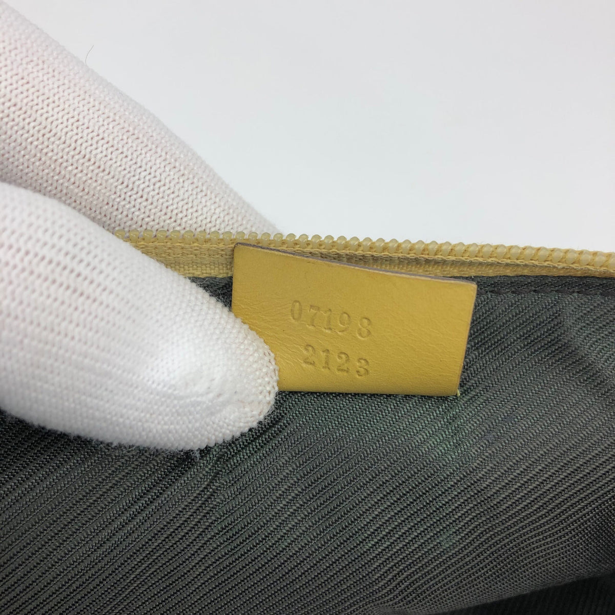 GUCCI MONOGRAM SHOULDER BAG