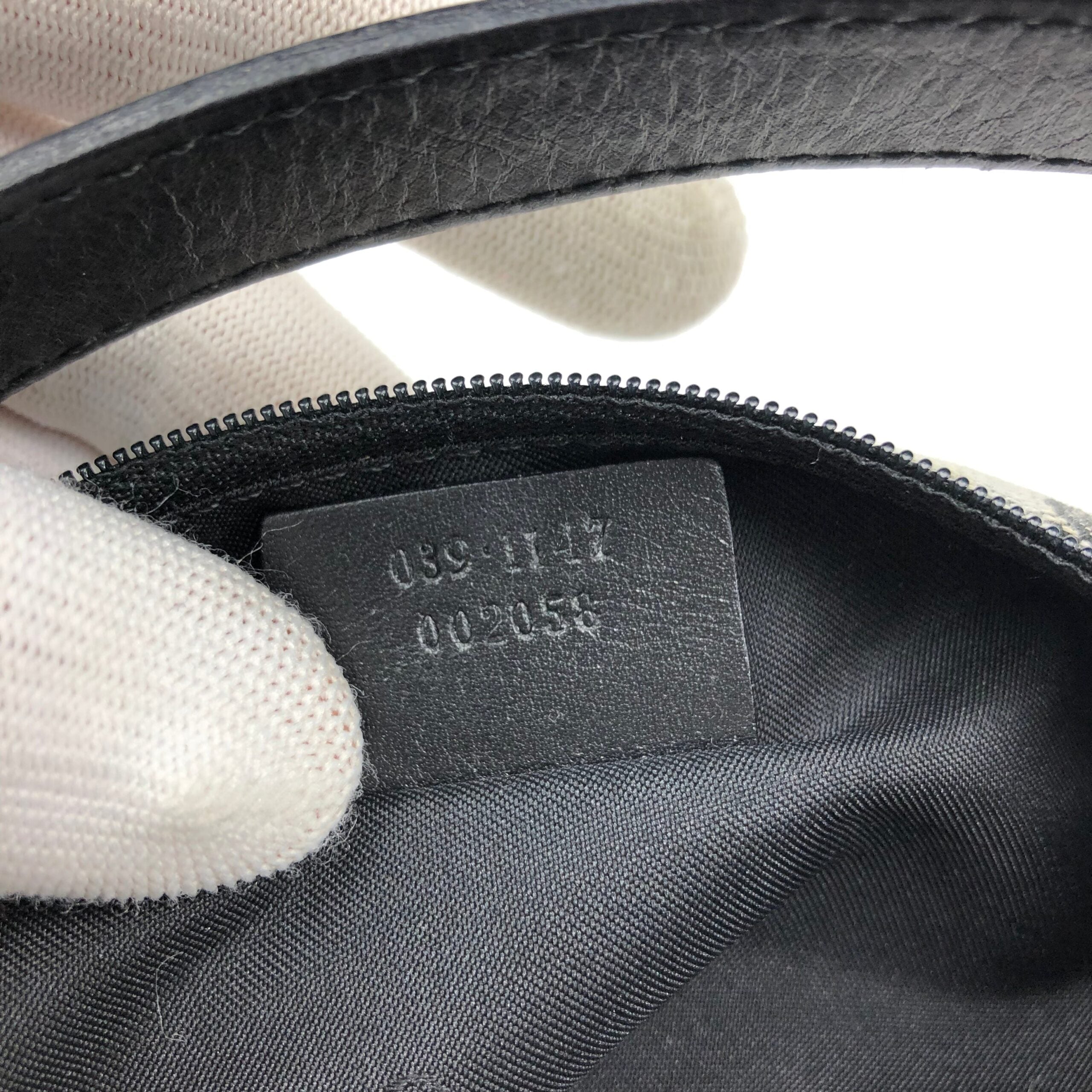 GUCCI MONOGRAM CLUTCH BAG