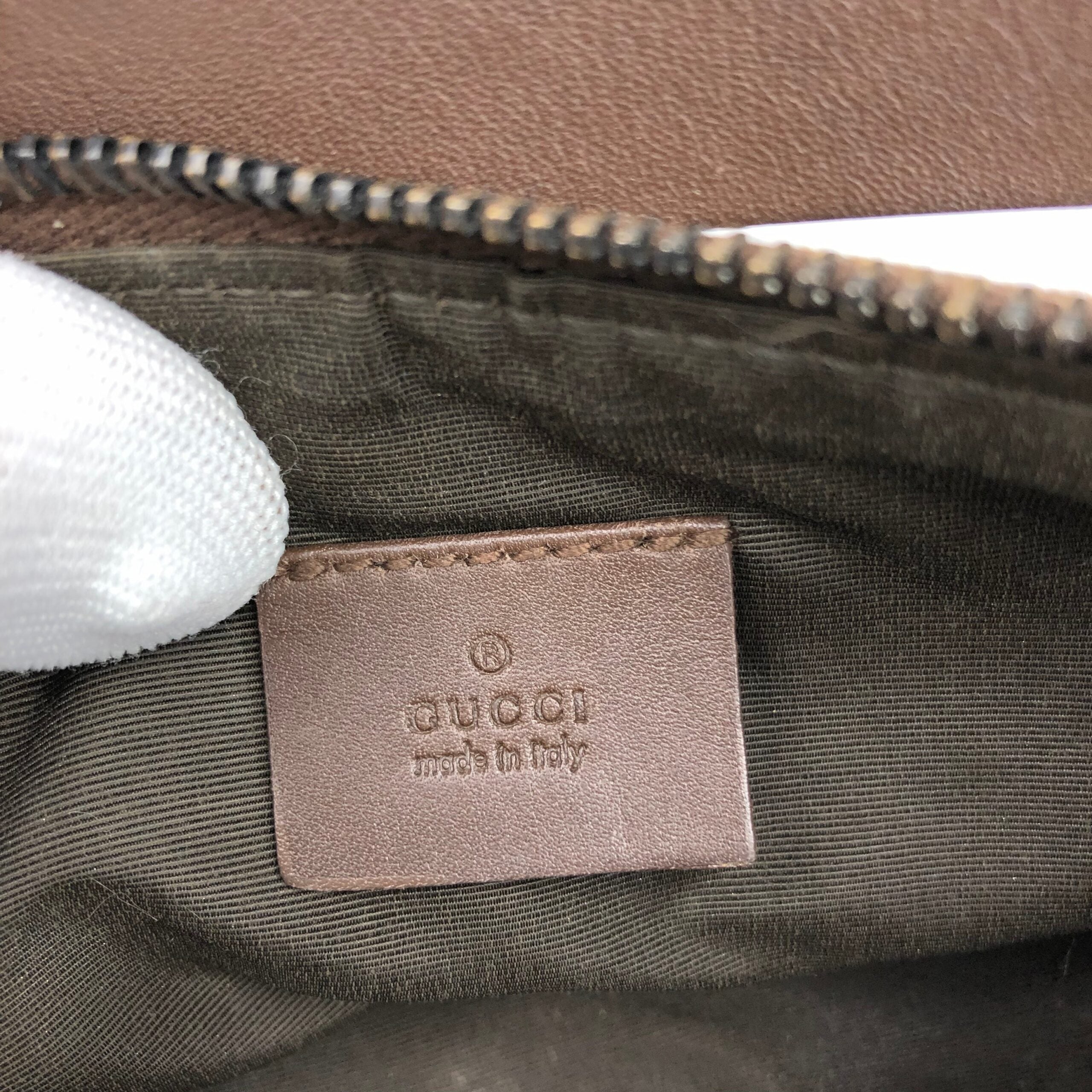 GUCCI MONOGRAM SHOULDER BAG