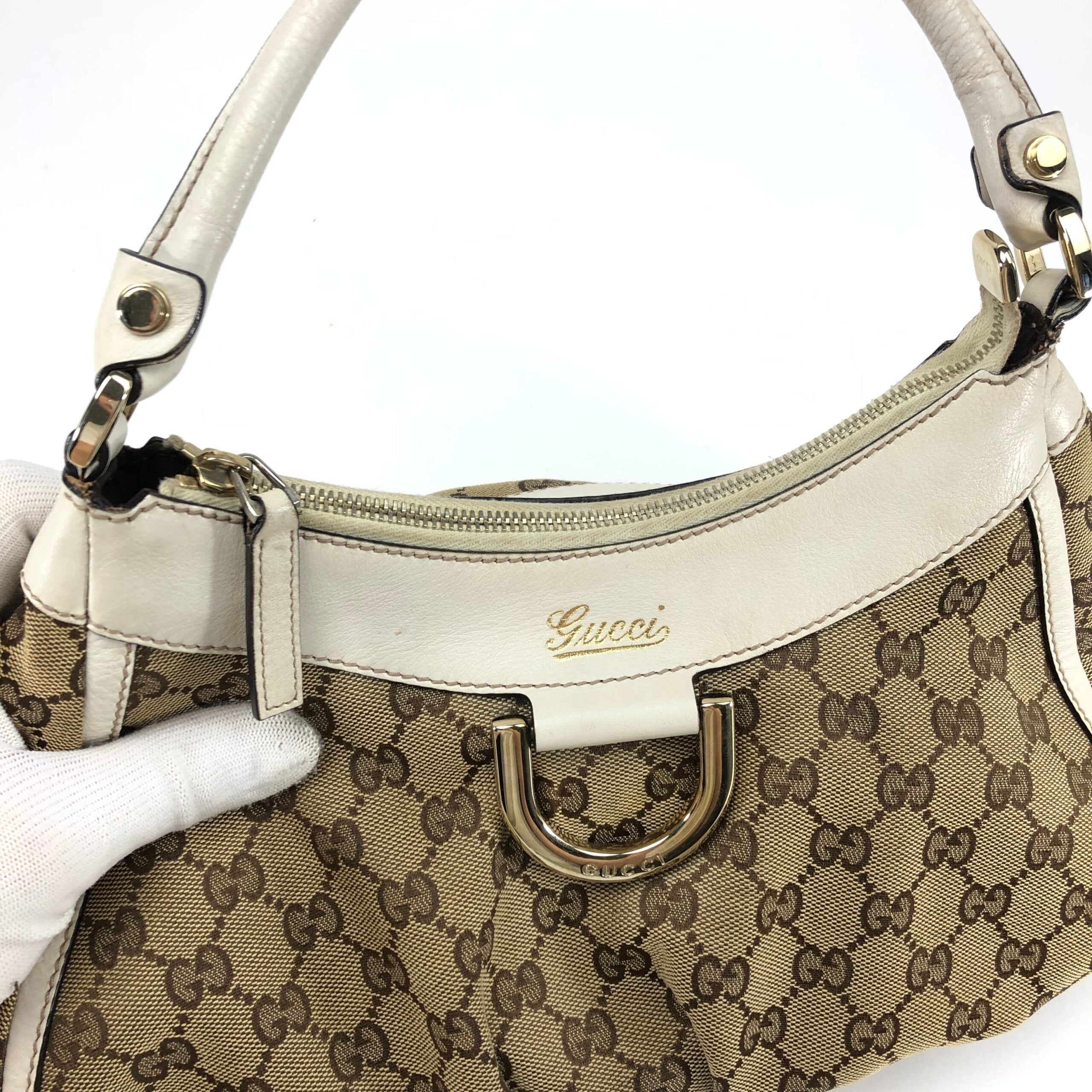 GUCCI MONOGRAM ABBEY SHOULDER BAG