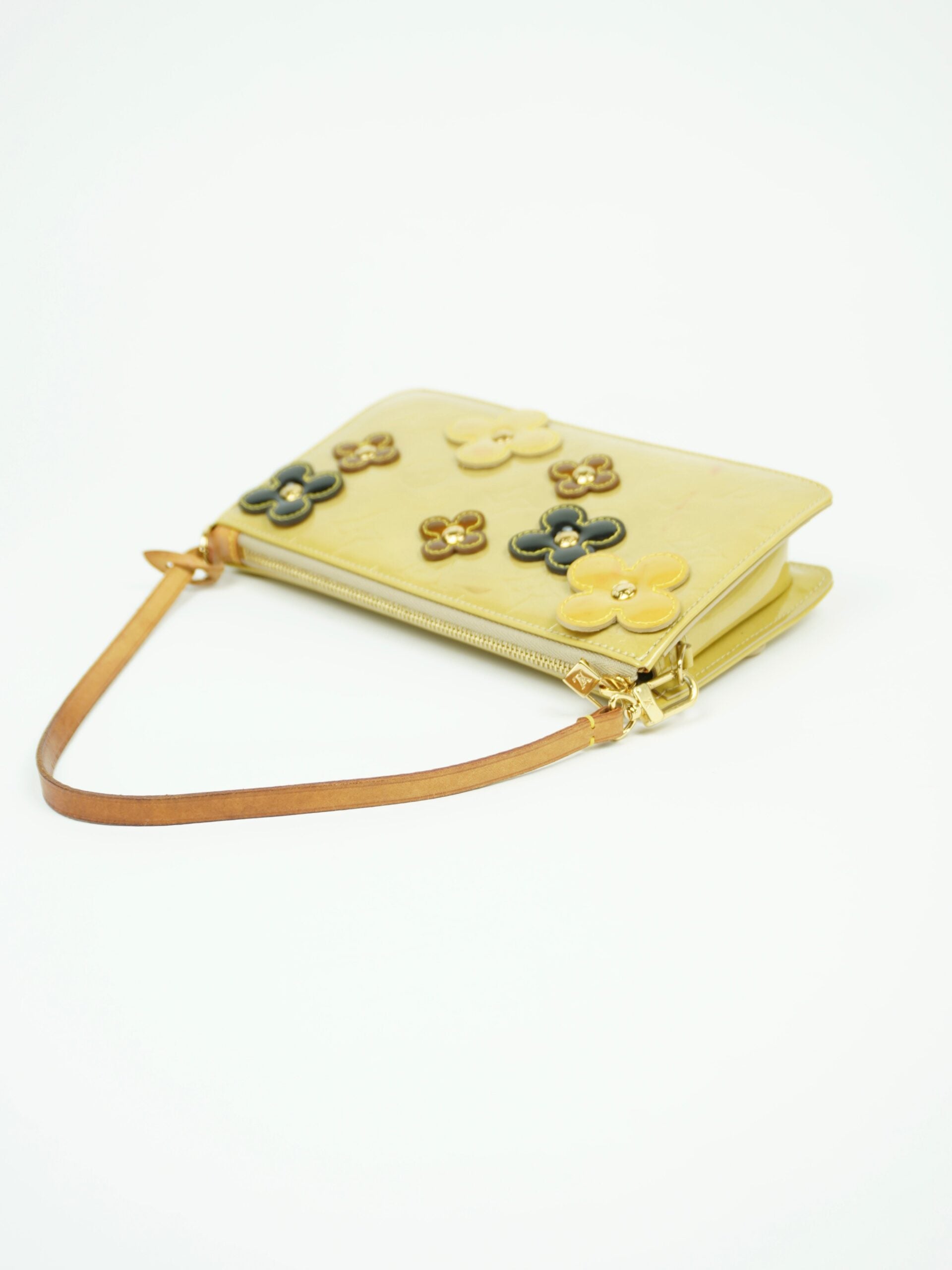 LOUIS VUITTON VERNIS POCHETTE